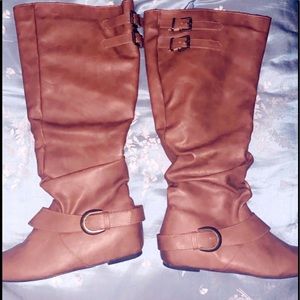 Camel Brown Boots 👢